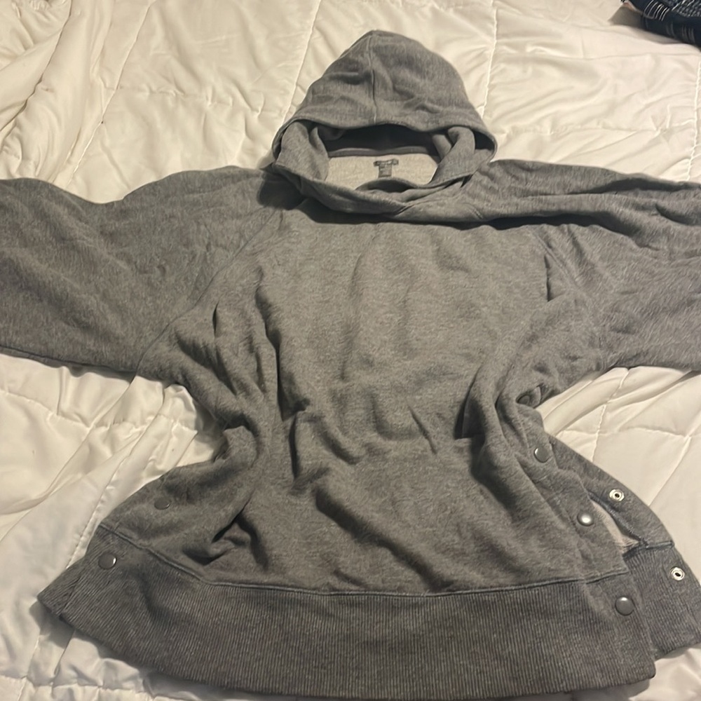 AERIE WOMENS LARGE GREY HOODIE SWEATSHIRT BUTTON SIDE PLAIN CASUAL